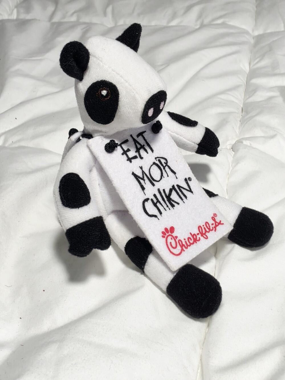 Chick Fil A Cow “Eat Mor Chikin” Plush Stuffed Animal 6” Retired Discontinued